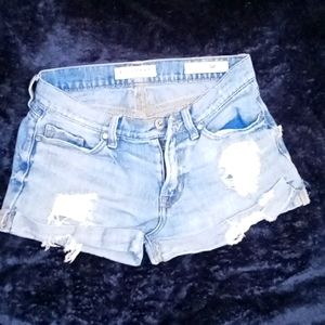 Bullhead distressed jean shorts